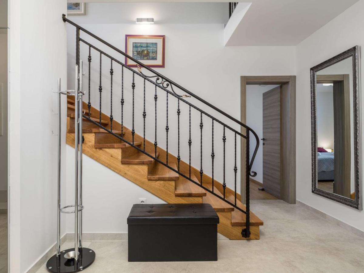 Villa Matea - Mlk150 By Interhome Dobrinj 外观 照片